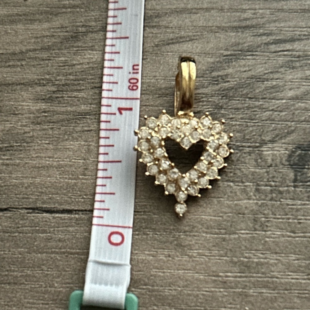 Vintage Roman Crystal Heart Pendant - Picture 4 of 5